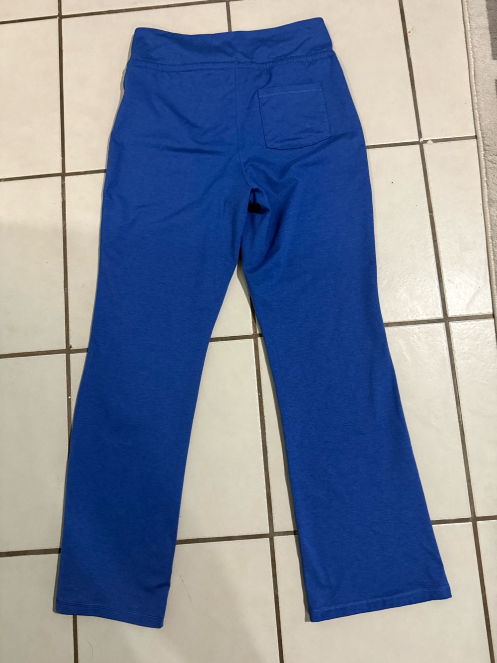 Woman’s extra high rise Old Navy Royal Blue Leggings with Back Pocket Sz L